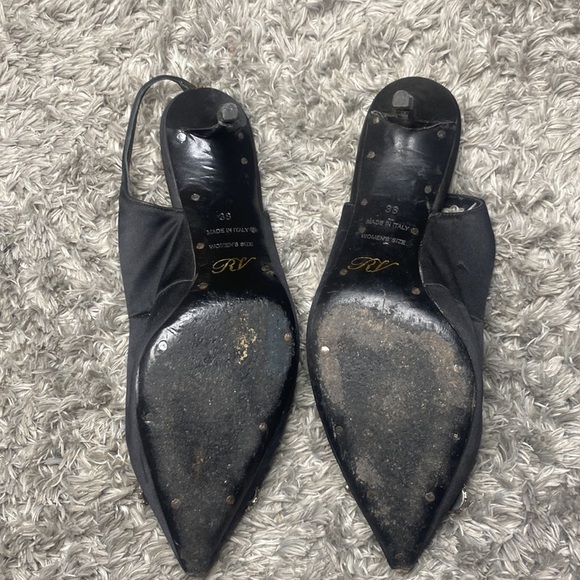 Roger Vivier Black Satin Floral crystal strass sling back heels 38 - Picture 5 of 13